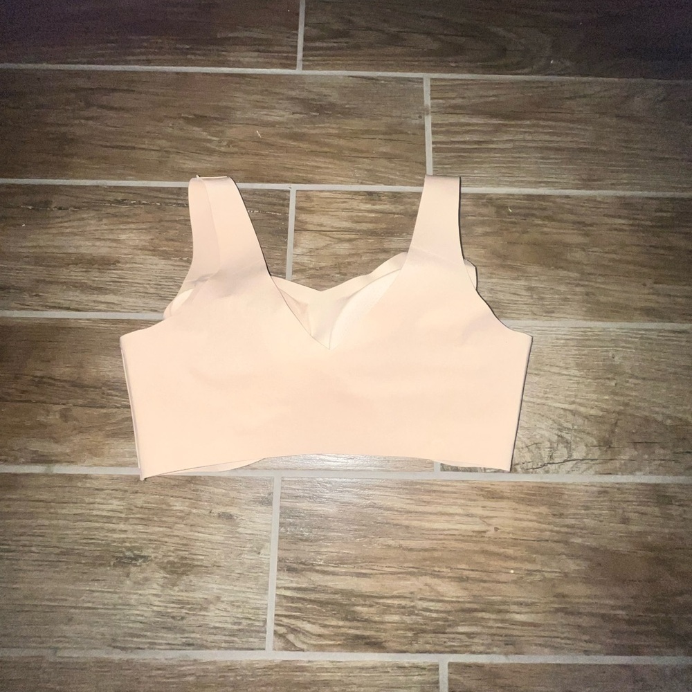 Honey Love V neck Seamless Tan Bra - Picture 3 of 5
